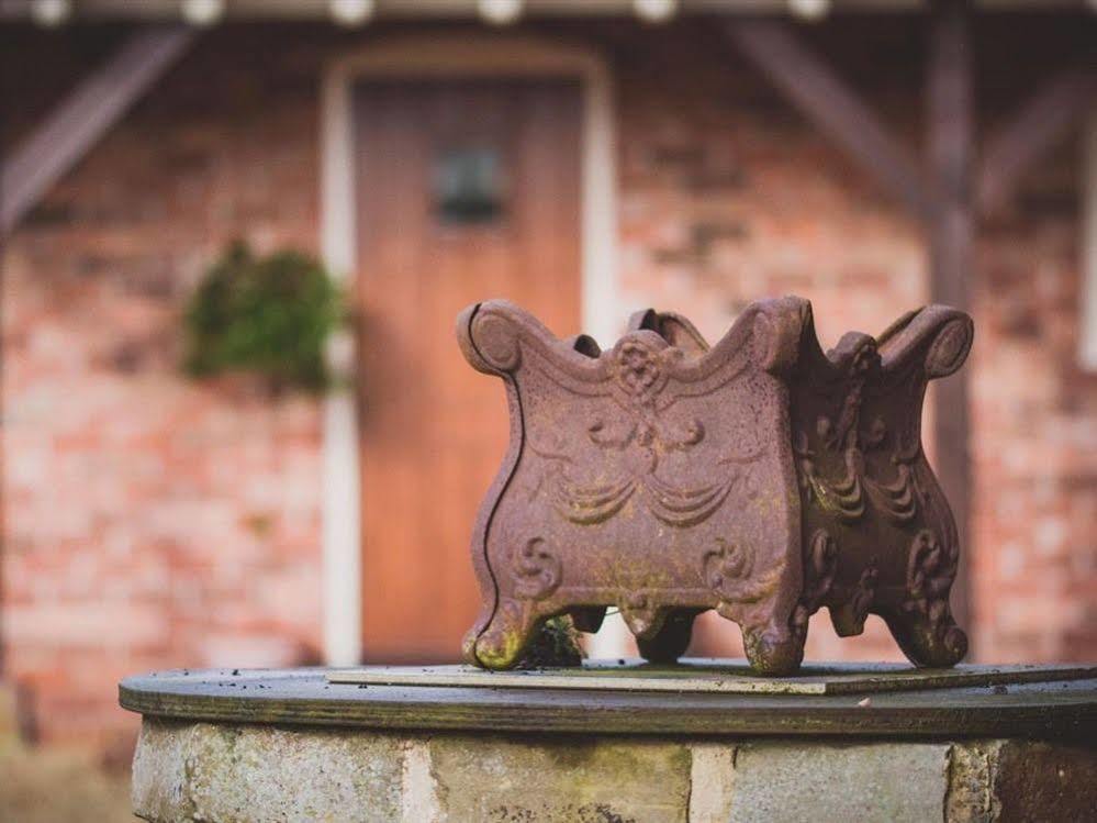 Owl Barn At The Gardens Villa Lissington Bagian luar foto